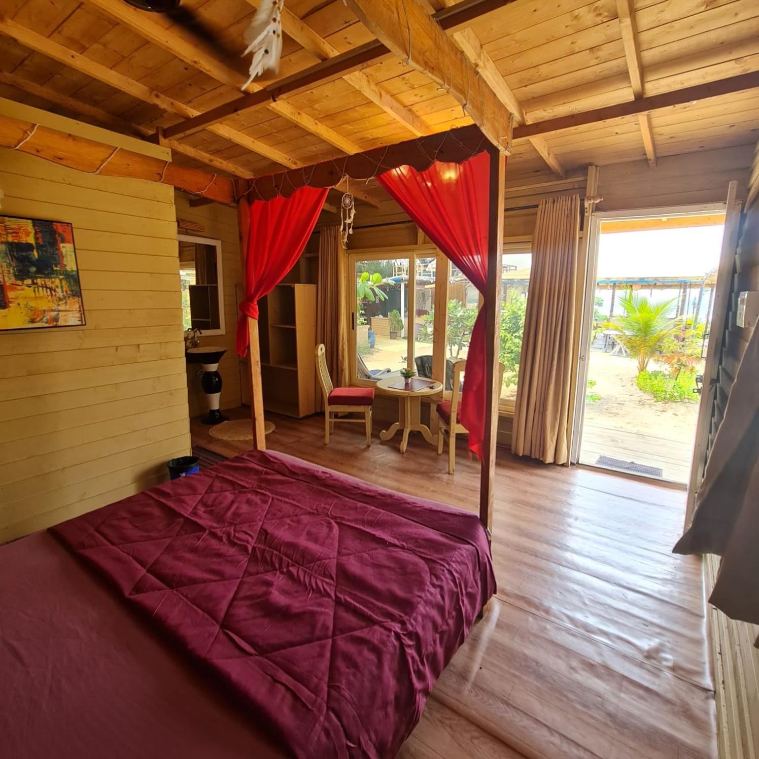 Love Temple Beach Resort Arambol Eksteriør bilde
