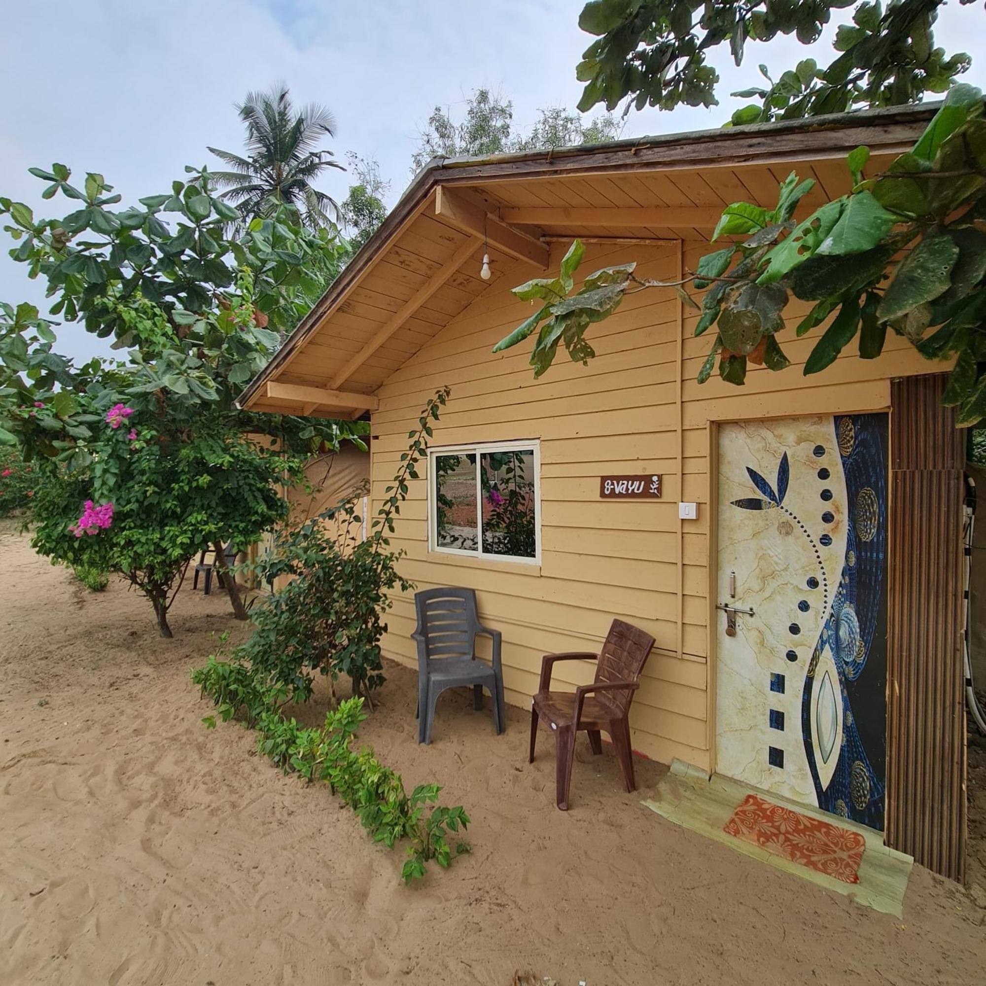 Love Temple Beach Resort Arambol Eksteriør bilde